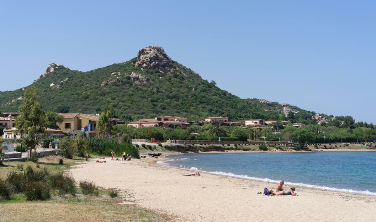 Case Vacanze La Conia Cannigione Buitenkant foto
